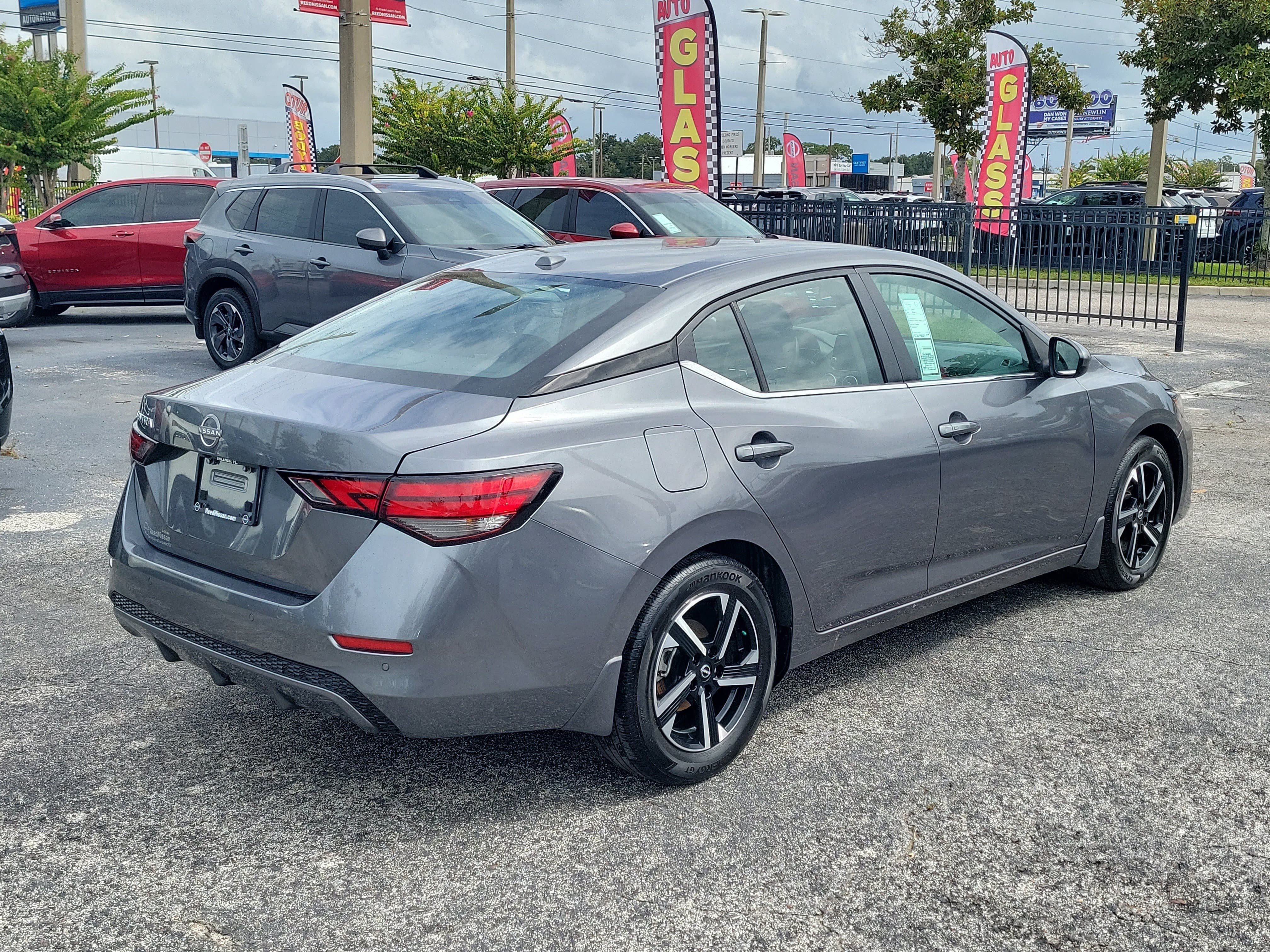 Certified 2025 Nissan Sentra SV FWD image 4