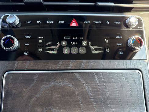 New 2026 Genesis GV80 3.5T Prestige image 22