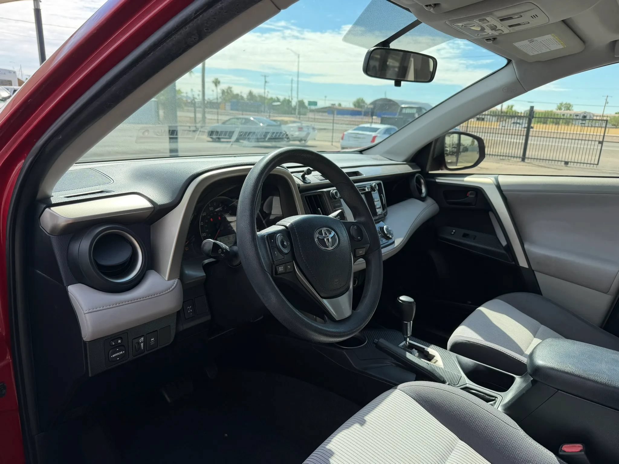 Used 2013 Toyota RAV4 XLE AWD/4WD image 19