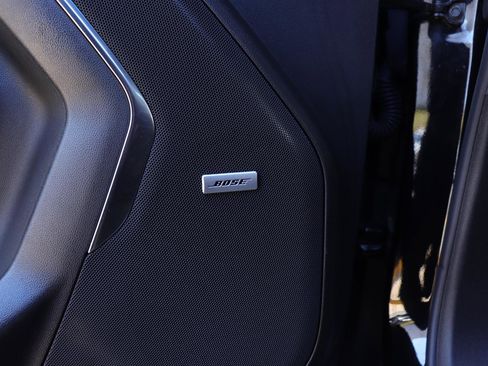 Used 2024 Chevrolet Tahoe High Country image 30