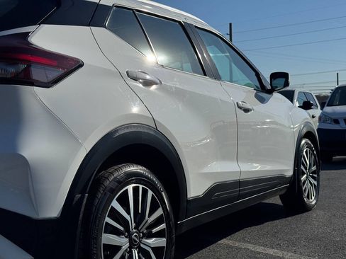 Used 2023 Nissan Kicks SV FWD image 42