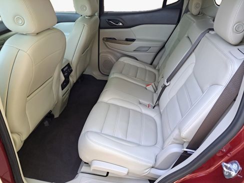 Used 2018 GMC Acadia Denali w/ Technology Package image 12