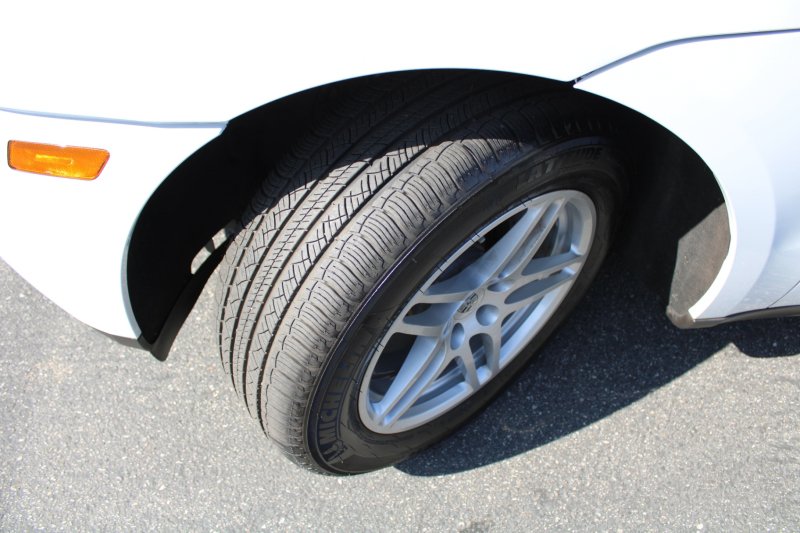 Used 2018 Porsche Macan AWD/4WD image 22