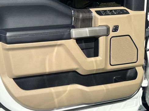 Used 2021 Ford F250 Lariat w/ Lariat Ultimate Package image 13