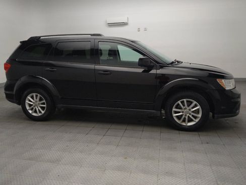 Used 2017 Dodge Journey SXT FWD image 11