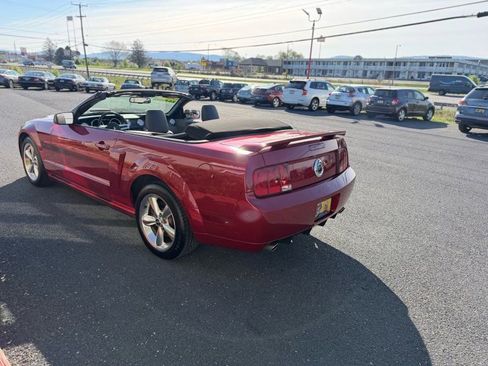 Used 2008 Ford Mustang GT RWD image 7