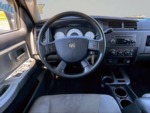 Used 2011 Dodge Dakota Big Horn AWD/4WD image 9
