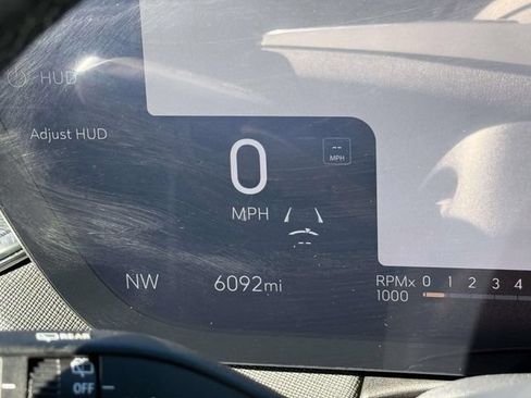 Used 2025 Buick Enclave Sport Touring w/ Power Package AWD/4WD image 24