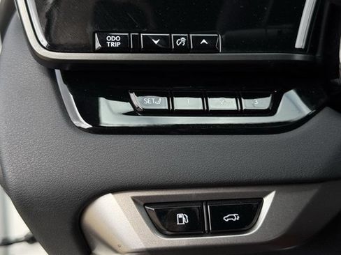Used 2025 Lexus RX 350 Premium w/ Accessory Package (Z1) FWD image 25