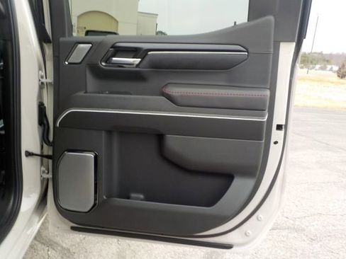 New 2026 GMC Sierra 1500 AT4X AWD/4WD image 32