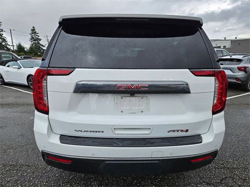 Used 2021 GMC Yukon XL AT4 image 5