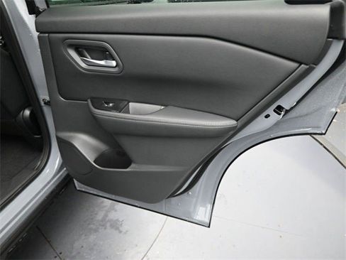 New 2026 Nissan Rogue SV image 34