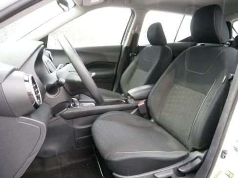 Certified 2024 Nissan Kicks SV image 33