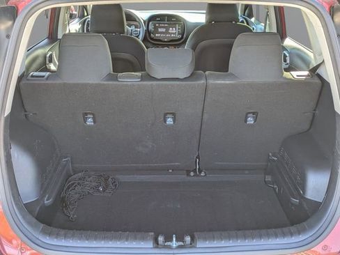 Used 2023 Kia Soul LX FWD image 12