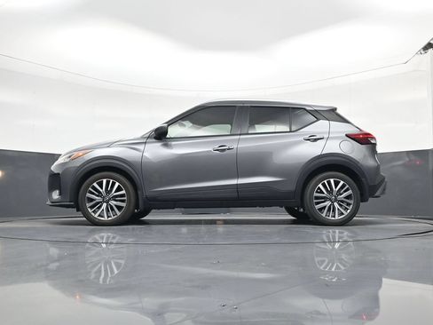 Used 2023 Nissan Kicks SV FWD image 19