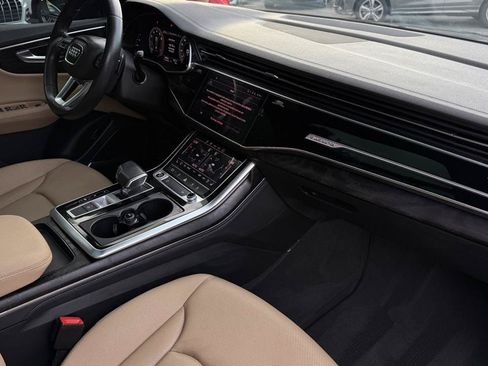 Used 2023 Audi Q8 Premium Plus w/ Premium Plus Package AWD/4WD image 29
