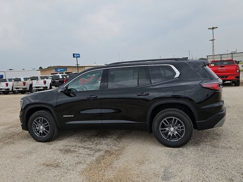 New 2026 GMC Acadia Elevation FWD image 2