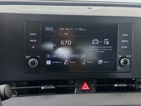 Used 2025 Kia Sportage LX FWD image 19