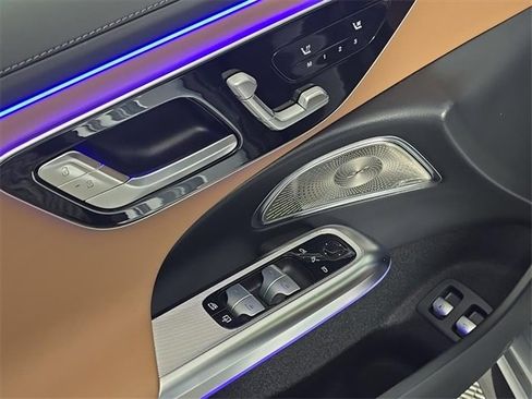 Used 2025 Mercedes-Benz E 53 AMG e 4MATIC Sedan image 16