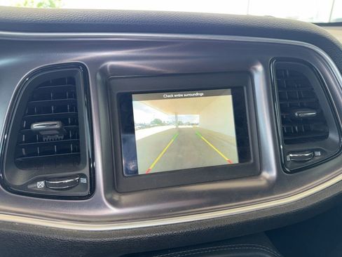 Used 2020 Dodge Challenger SXT RWD image 13