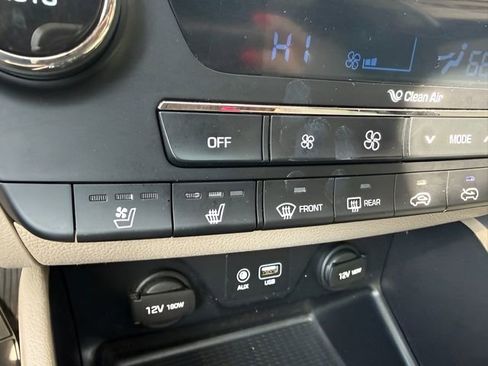 Used 2016 Hyundai Tucson Limited w/ Option Group 03 AWD/4WD image 18