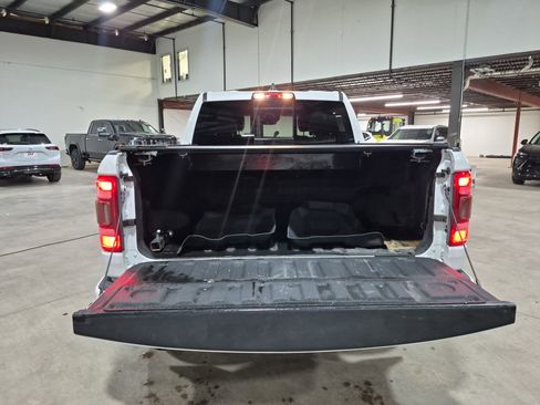Used 2020 RAM 1500 Laramie AWD/4WD image 27