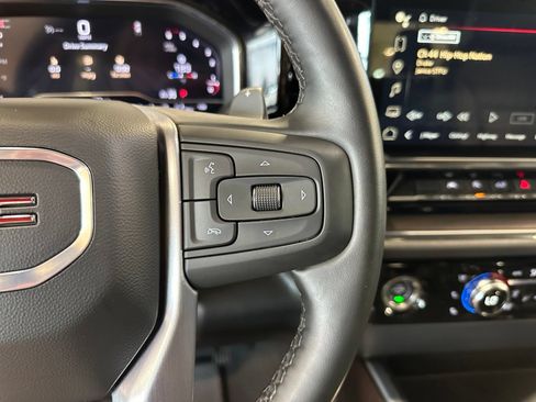 Used 2024 GMC Sierra 1500 SLT w/ SLT Premium Package AWD/4WD image 20
