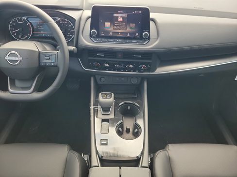 New 2026 Nissan Rogue SV w/ SV Premium Package image 17