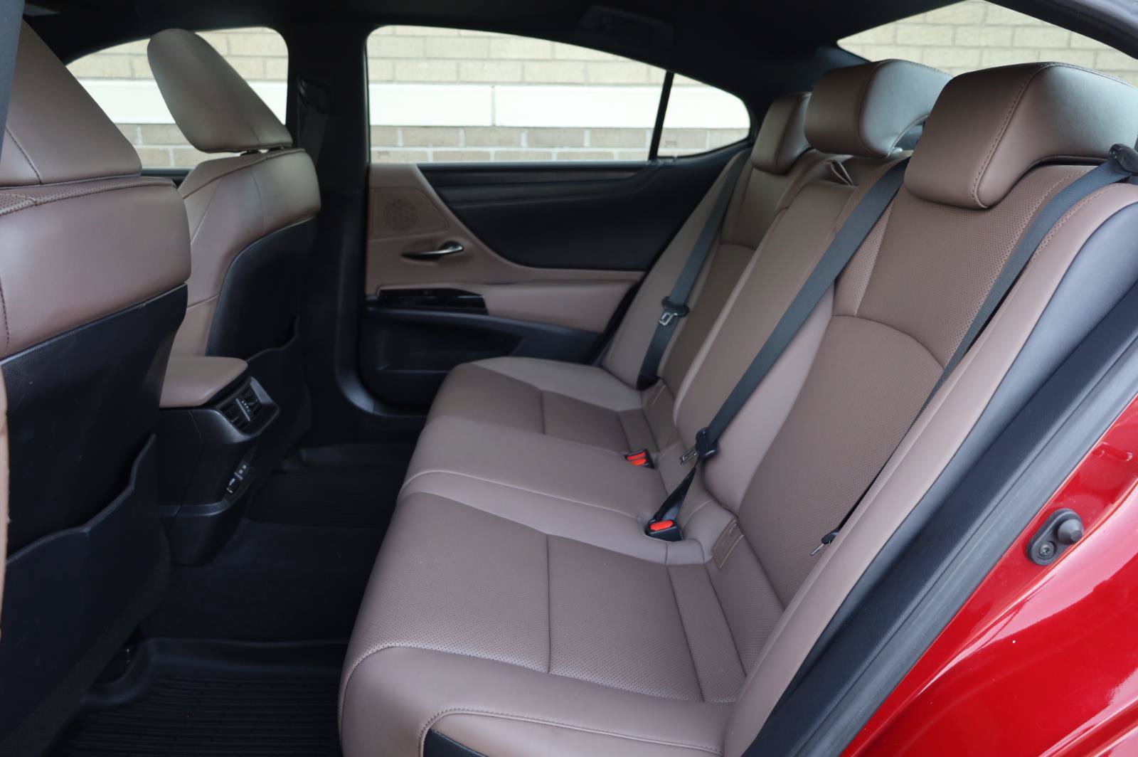Used 2023 Lexus ES 350 w/ Premium Package FWD image 23
