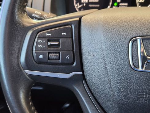 Certified 2025 Honda Ridgeline RTL image 21
