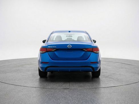 Used 2025 Nissan Sentra SV FWD image 6