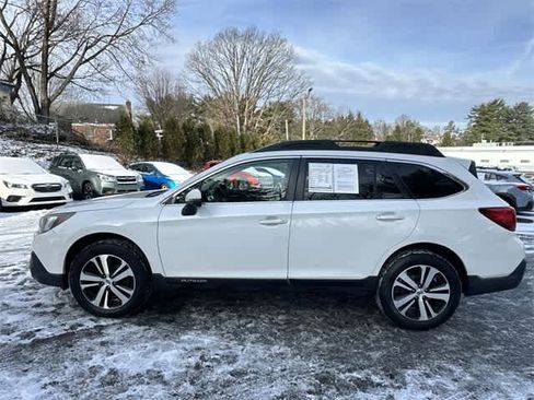 Used 2019 Subaru Outback 2.5i Limited image 2