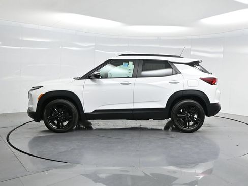 New 2026 Chevrolet TrailBlazer LT w/ Convenience Package FWD image 54