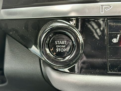 New 2026 Nissan Pathfinder SL image 19