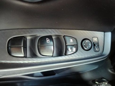 Used 2021 Nissan Sentra SV w/ Trunk Package FWD image 32