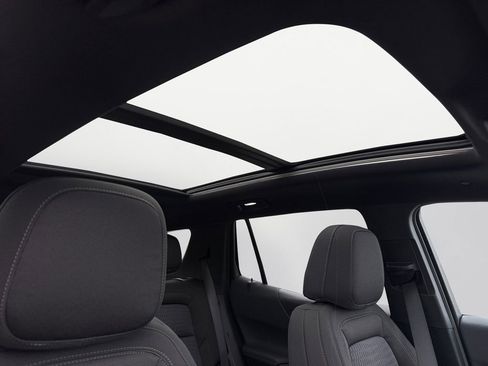 New 2026 Chevrolet Equinox LT image 16