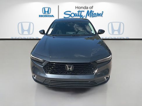 Used 2023 Honda Accord Touring image 2