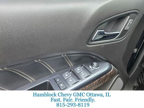 Used 2021 GMC Canyon Denali image 36