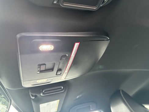 Used 2025 Toyota Camry SE FWD image 23