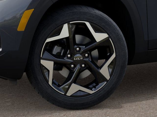 Used 2026 Kia Seltos EX FWD image 9
