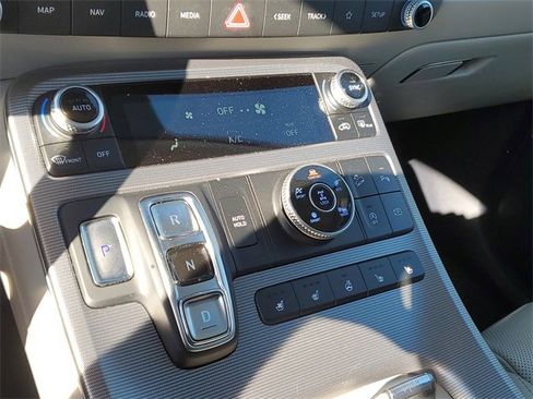 Used 2024 Hyundai Palisade Calligraphy image 20