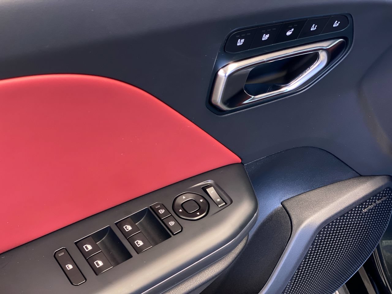 New 2026 Kia K4 GT-Line FWD image 18