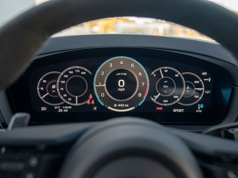 New 2026 Porsche Cayenne GTS image 15