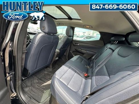 Used 2023 Chevrolet Bolt EUV Premier w/ Sun & Sound Package FWD image 17