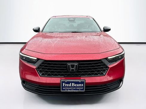 Used 2023 Honda Accord Sport image 2