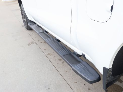 Used 2020 Chevrolet Silverado 1500 LT Trail Boss image 10