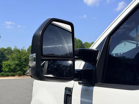 Used 2019 Ford F250 XL w/ Power Equipment Group RWD image 12