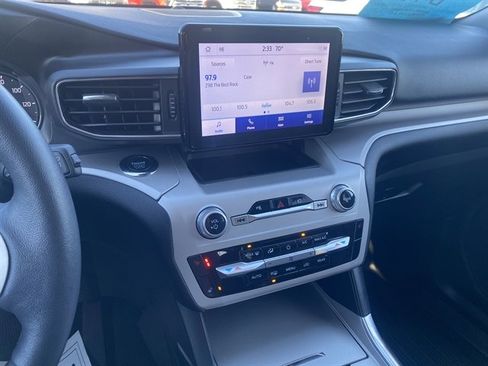 Used 2023 Ford Explorer XLT w/ Equipment Group 202A image 20