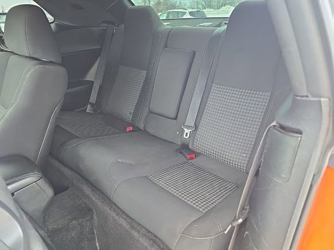 Used 2018 Dodge Challenger R/T w/ Driver Convenience Group image 6