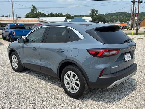 Used 2023 Ford Escape Active w/ Tech Pack #2 AWD/4WD image 7